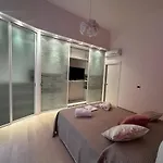 3f Apartment *